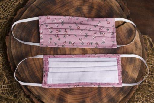 Mund-Nasen-Maske 100% Baumwolle - 1 ST Rosa mit Blumenmotiv